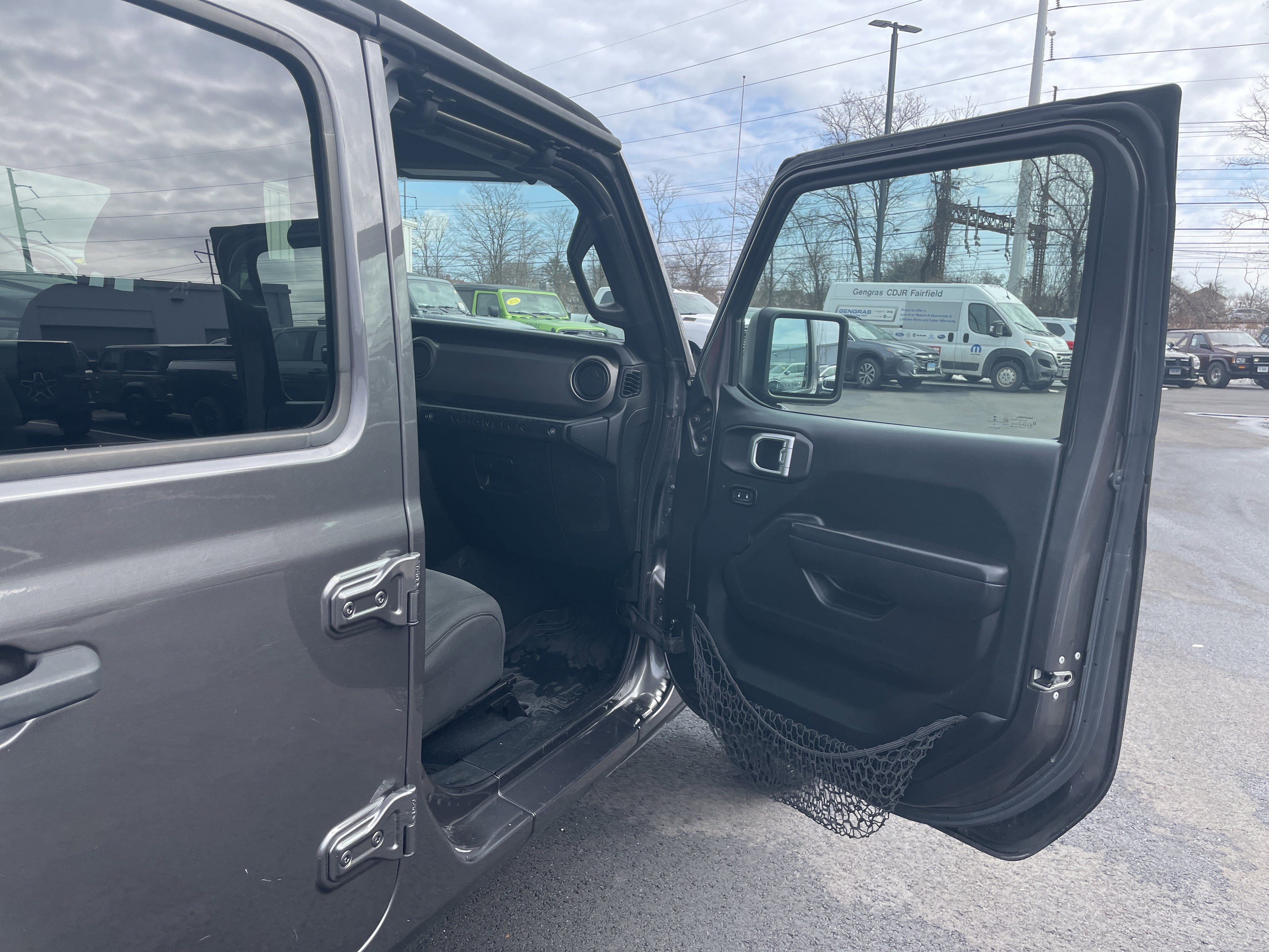 Used 2018 Jeep Wrangler Unlimited Sport S image 8