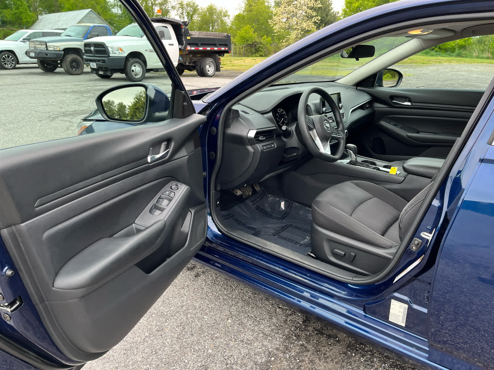 Used 2021 Nissan Altima 2.5 S w/ Driver Assist Package FWD image 9