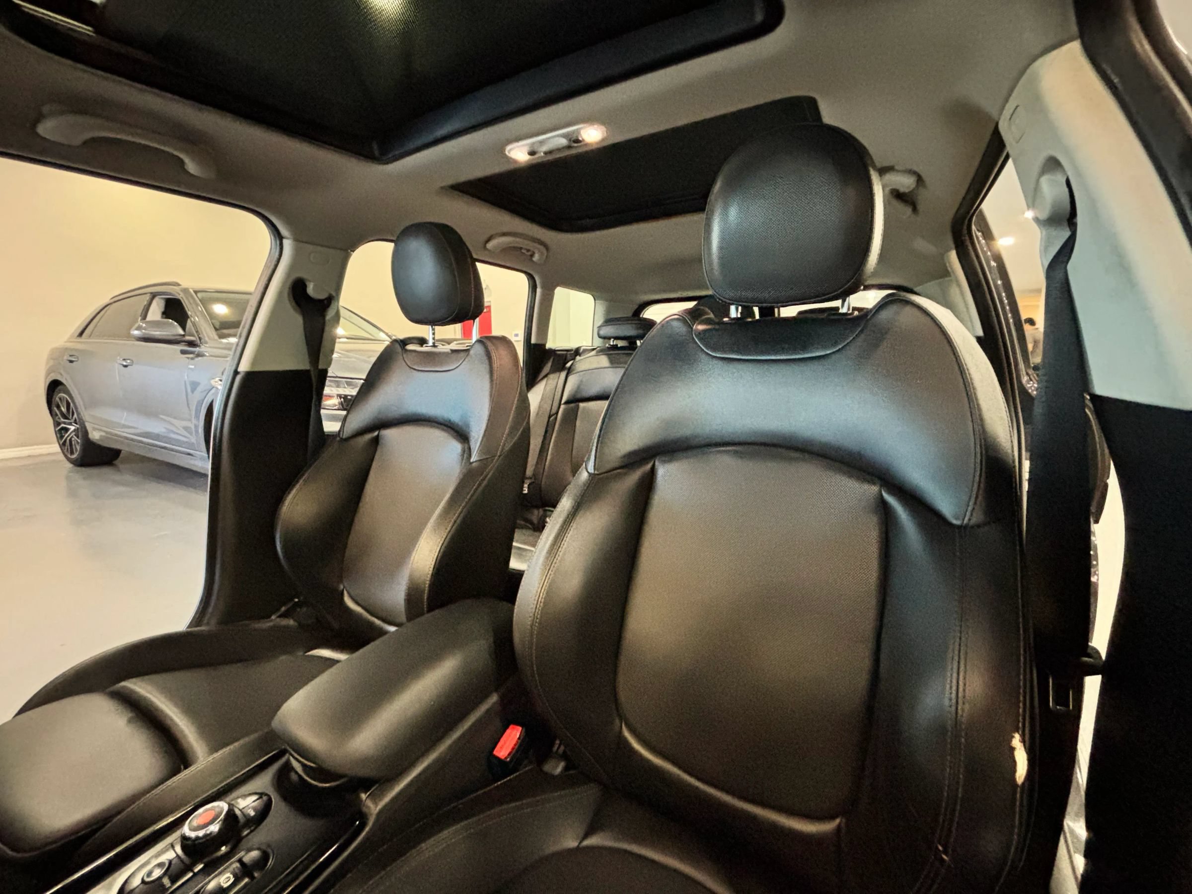 Used 2017 MINI Cooper Clubman S AWD/4WD image 10