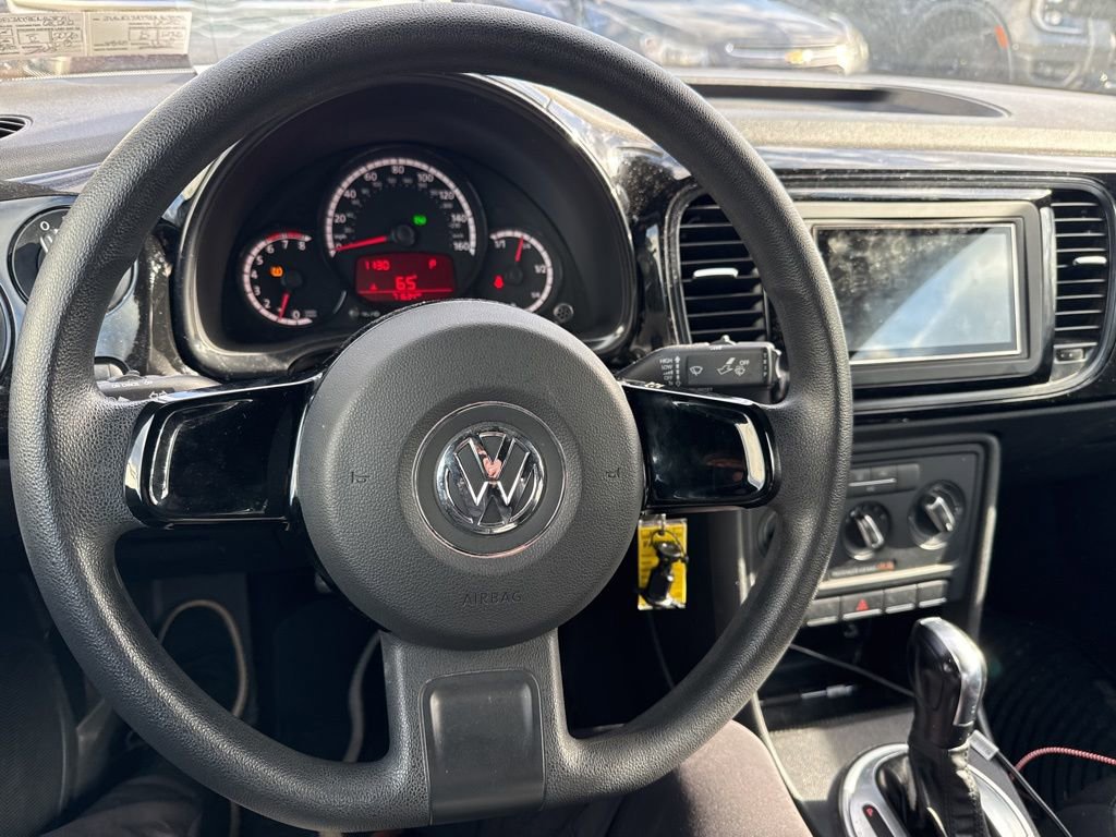 Used 2014 Volkswagen Beetle 1.8T image 9
