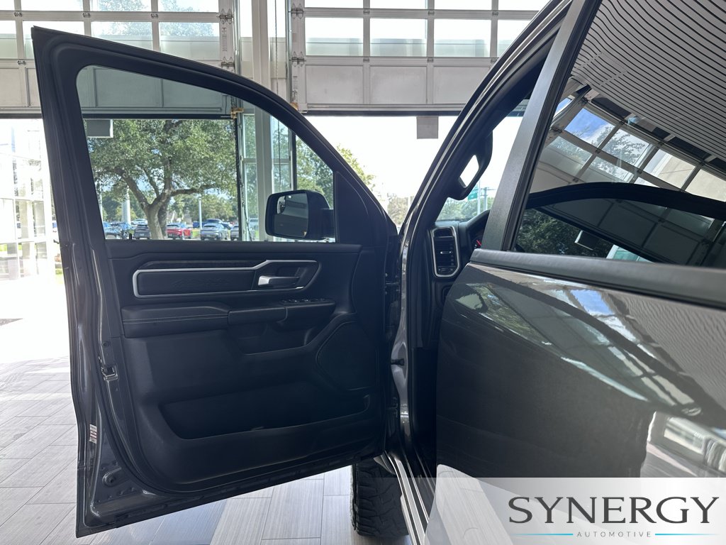 Used 2023 RAM 1500 Big Horn AWD/4WD image 19