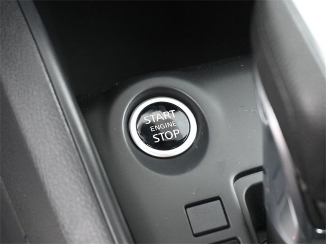 New 2025 Nissan Kicks Play S image 2