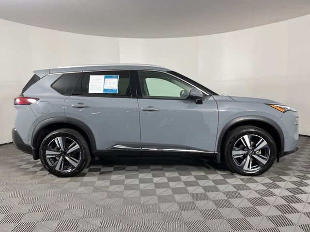 Used 2022 Nissan Rogue SL w/ SL Premium Package image 11