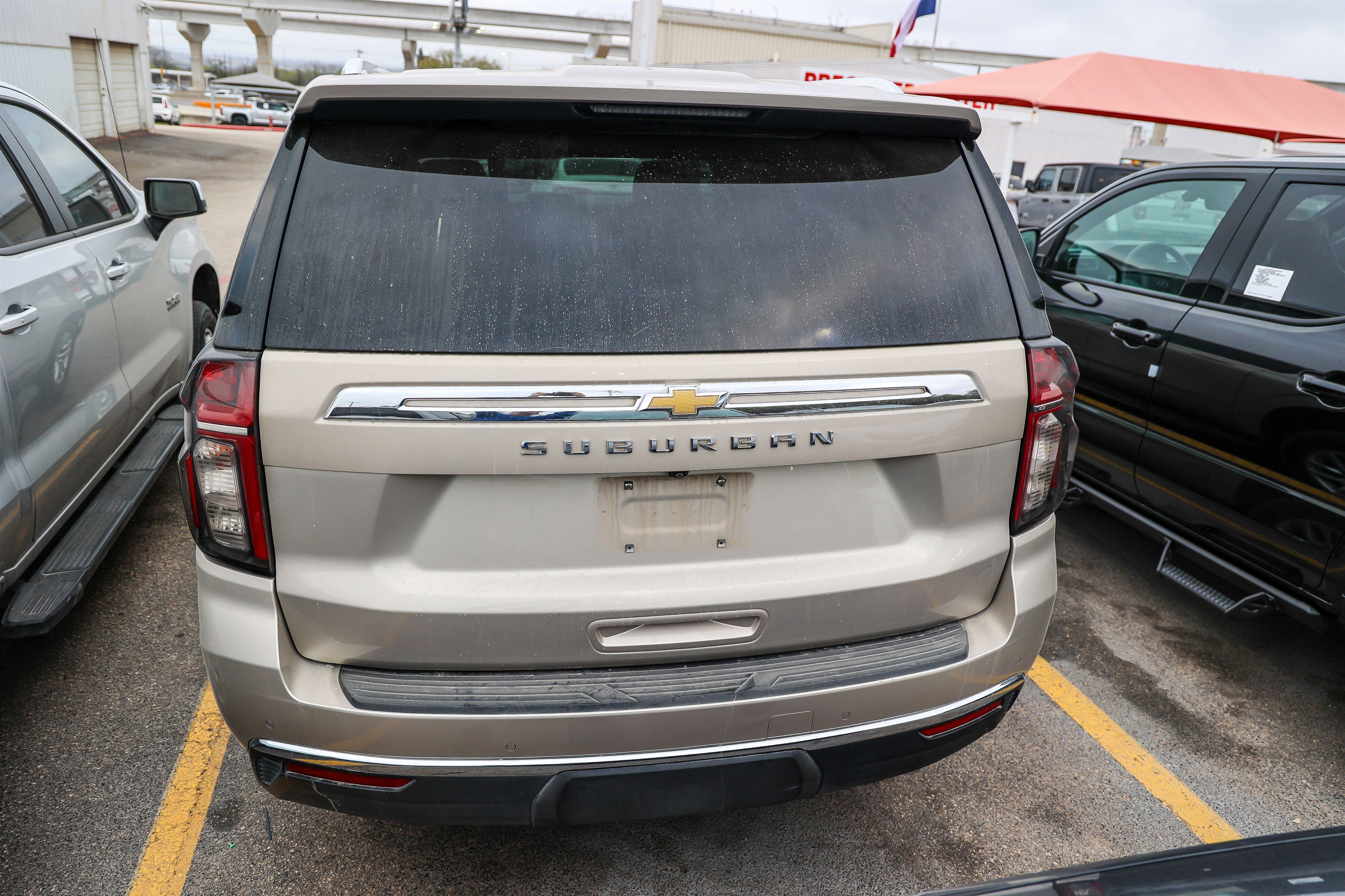 Used 2021 Chevrolet Suburban LS w/ Driver Alert Package image 22