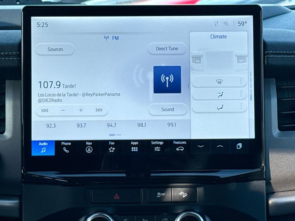 Used 2022 Ford Expedition XLT image 12