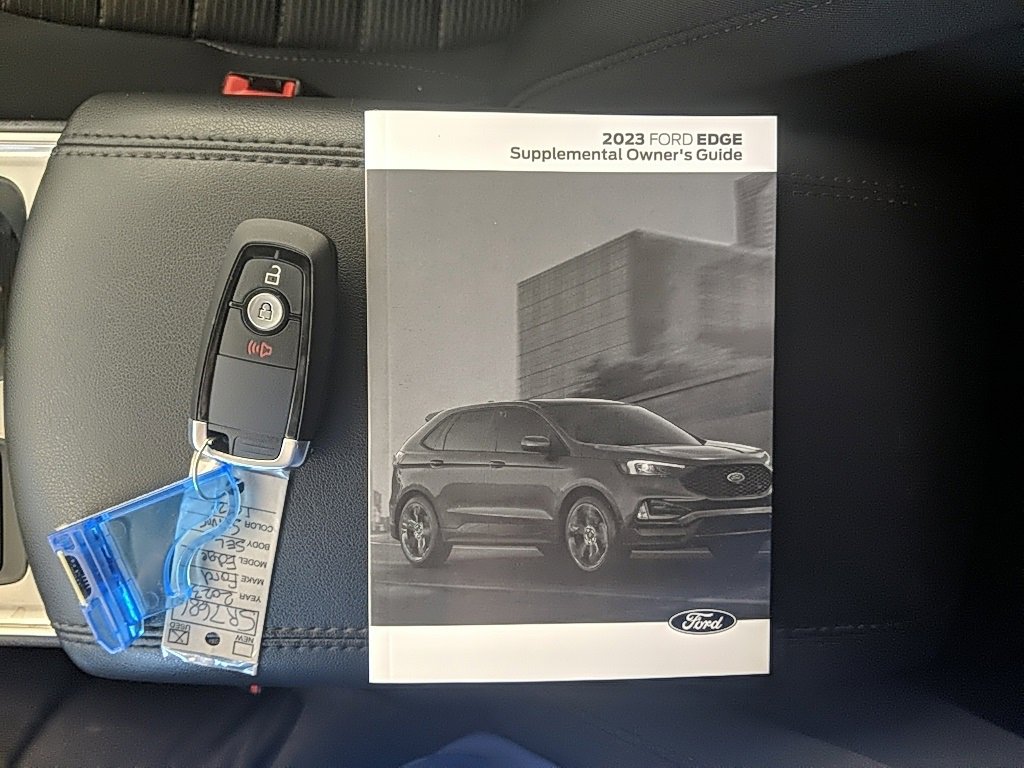 Certified 2023 Ford Edge SEL image 24