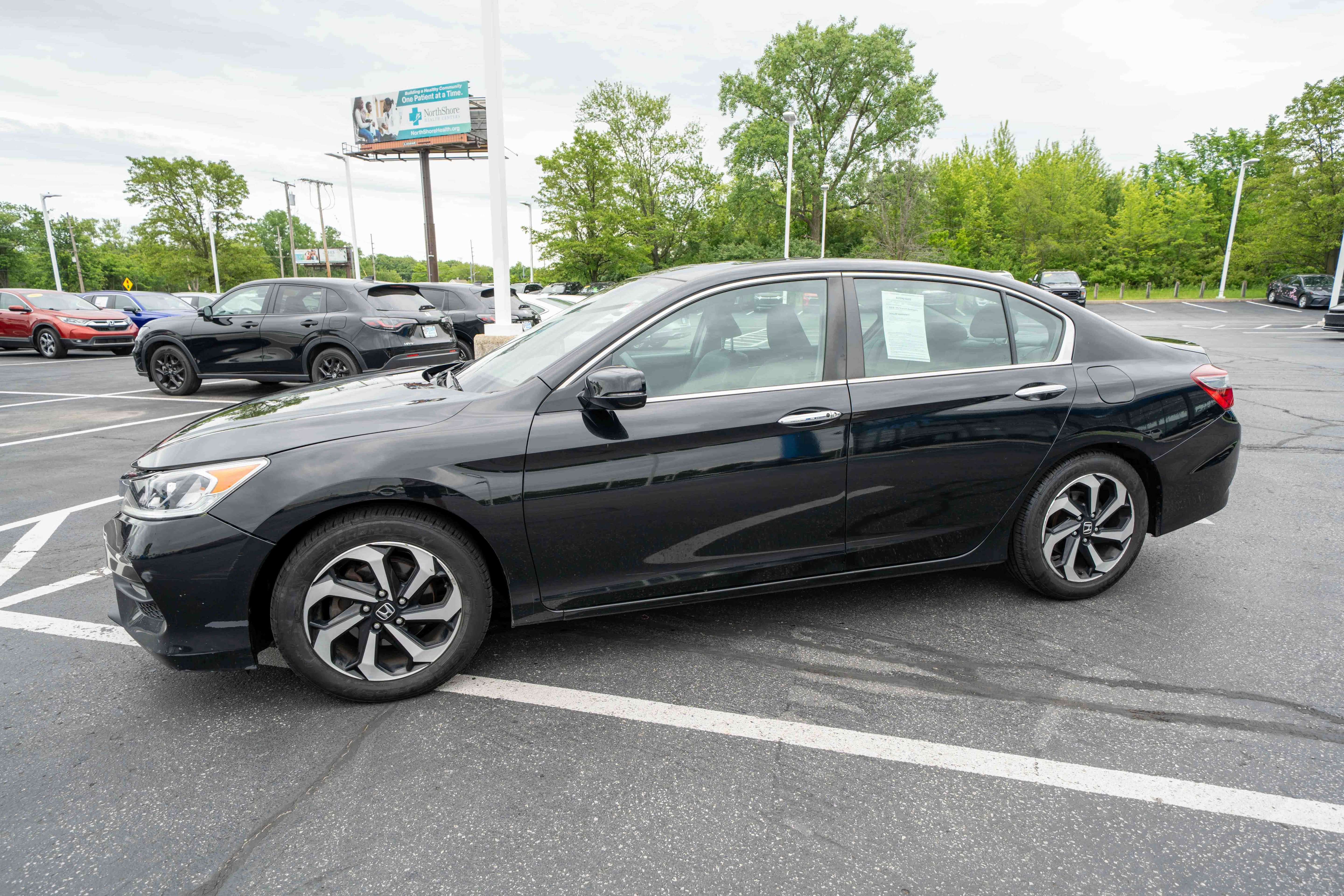 Used 2016 Honda Accord EX-L image 3
