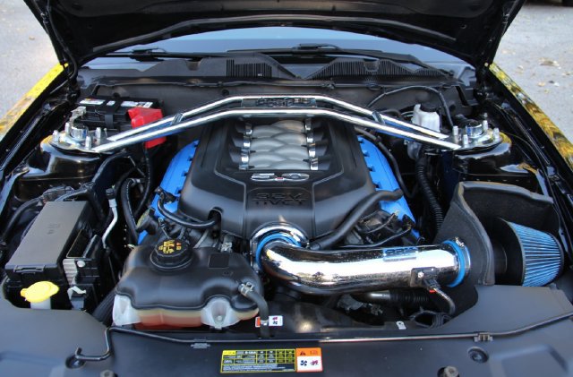 Used 2011 Ford Mustang GT Premium w/ Security Pkg RWD image 15