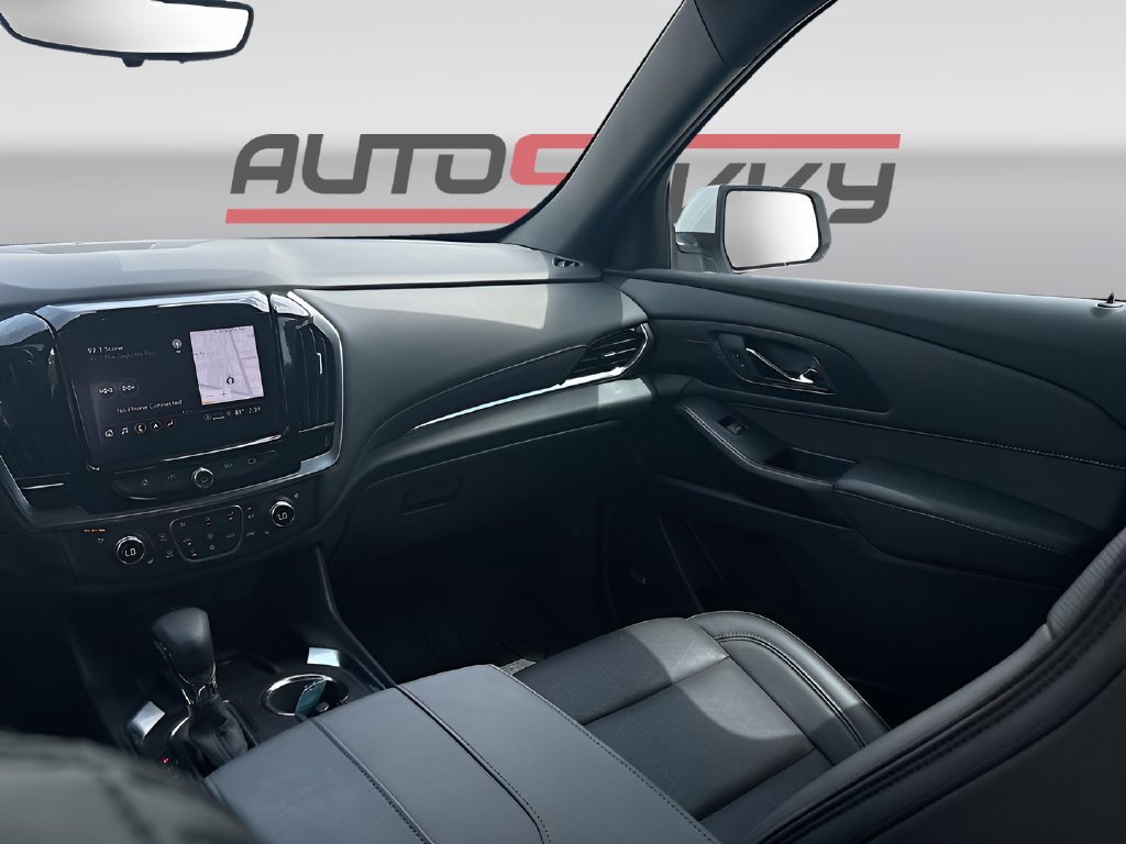 Used 2023 Chevrolet Traverse High Country w/ LPO, Floor Liner Package FWD image 25