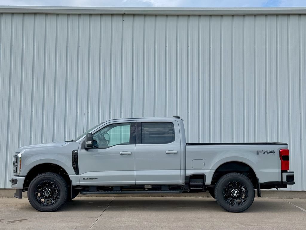 New 2026 Ford F250 XLT w/ XLT Premium Package AWD/4WD image 3