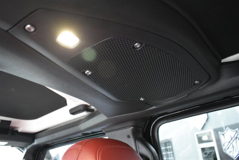 Used 2024 Jeep Wrangler Unlimited Rubicon 392 image 30
