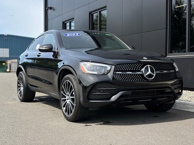Used 2023 Mercedes-Benz GLC 300 4MATIC Coupe image 9