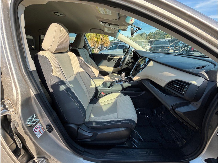 Used 2020 Subaru Outback Premium image 37