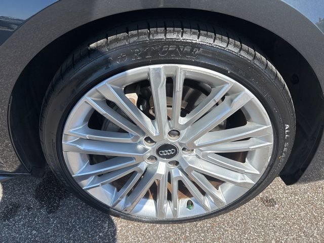 Used 2017 Audi A4 2.0T Premium Plus w/ Premium Plus Package AWD/4WD image 13