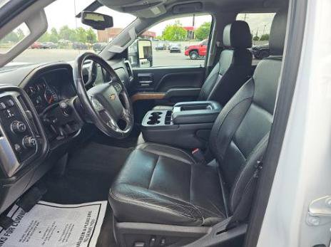 Used 2018 Chevrolet Silverado 2500 LTZ w/ Duramax Plus Package AWD/4WD image 4