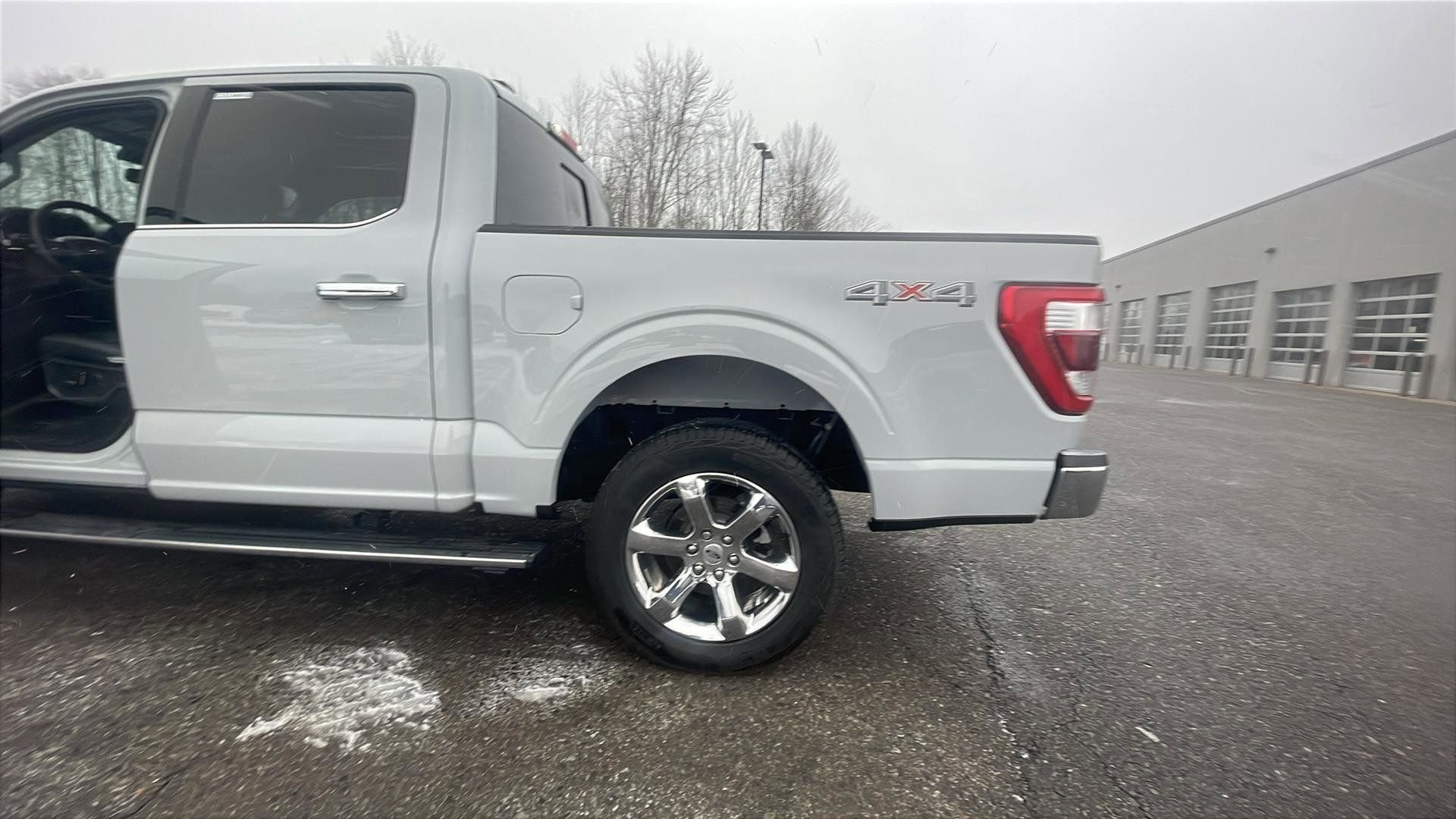 Certified 2023 Ford F150 Lariat w/ Equipment Group 502A High image 25