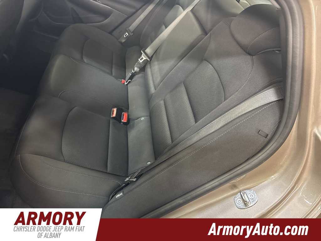 Used 2023 Chevrolet Malibu LT image 27