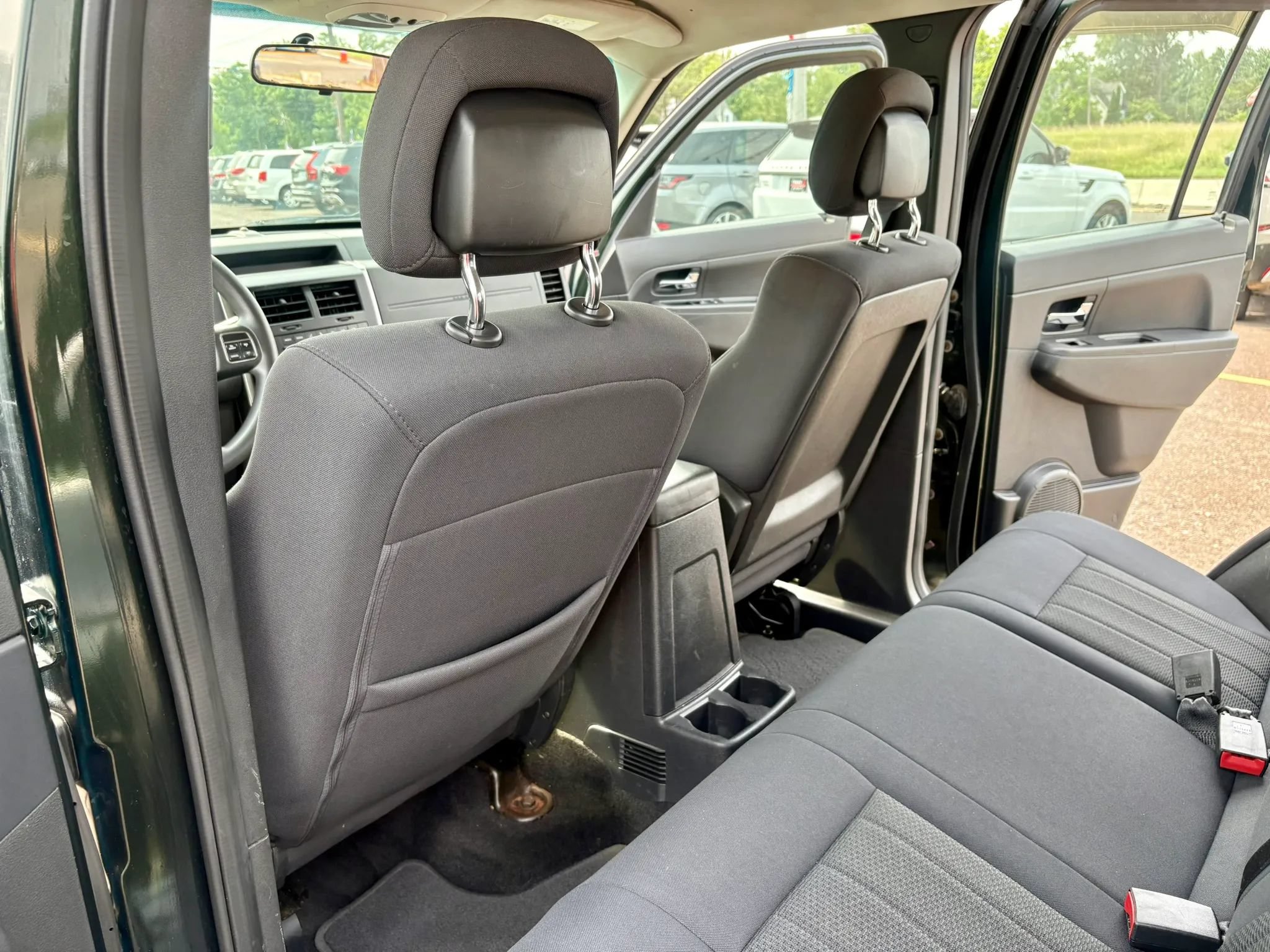 Used 2011 Jeep Liberty Sport AWD/4WD image 16