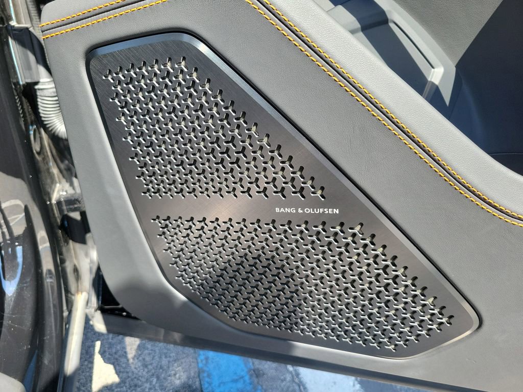 Used 2024 Lamborghini Urus S AWD/4WD image 12