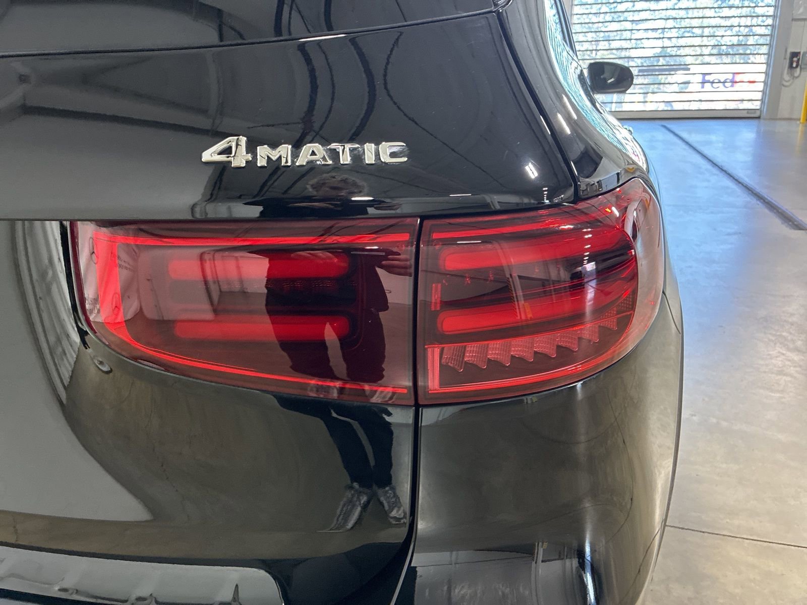 Used 2024 Mercedes-Benz GLB 250 4MATIC image 6