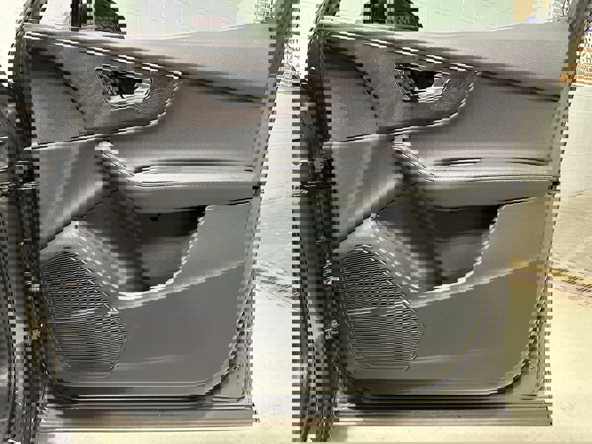 Used 2021 Audi Q7 3.0T Premium Plus w/ Executive Package image 13