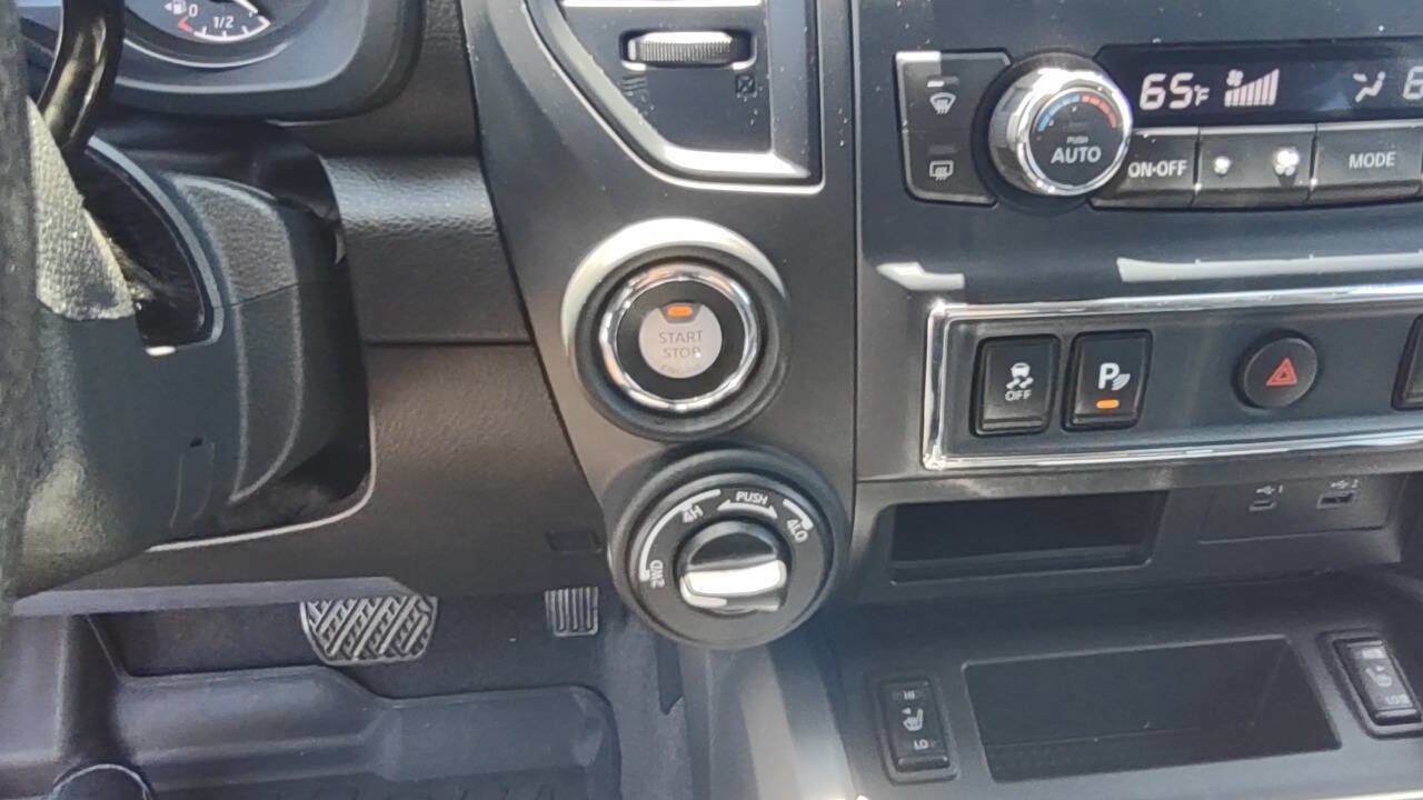 Used 2022 Nissan Titan SV w/ SV Convenience Package image 19