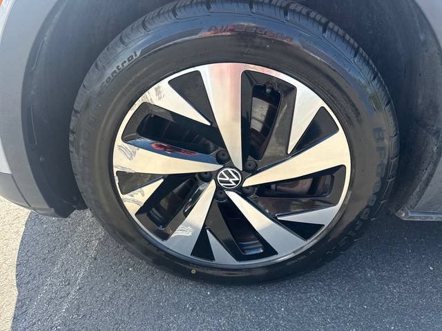 Used 2023 Volkswagen ID.4 Pro AWD/4WD image 17