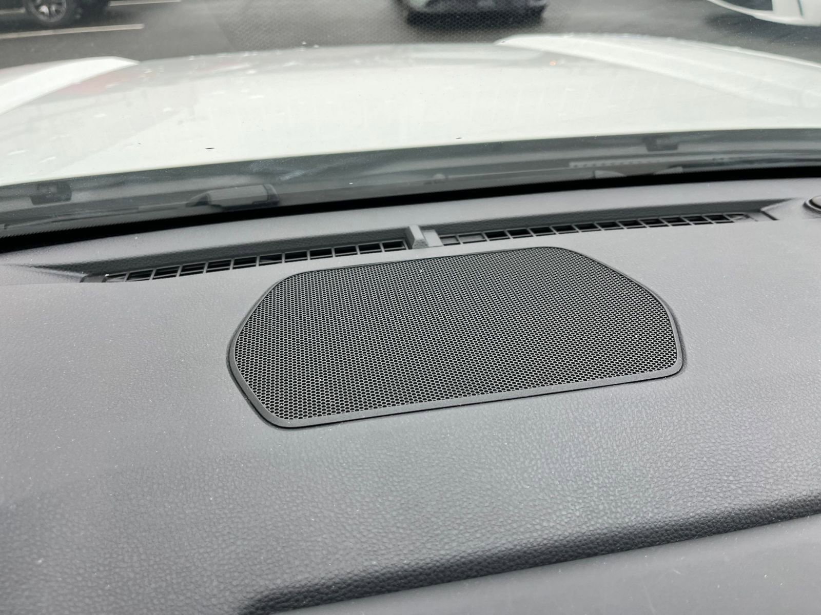 Used 2025 Toyota 4Runner TRD Off-Road image 17