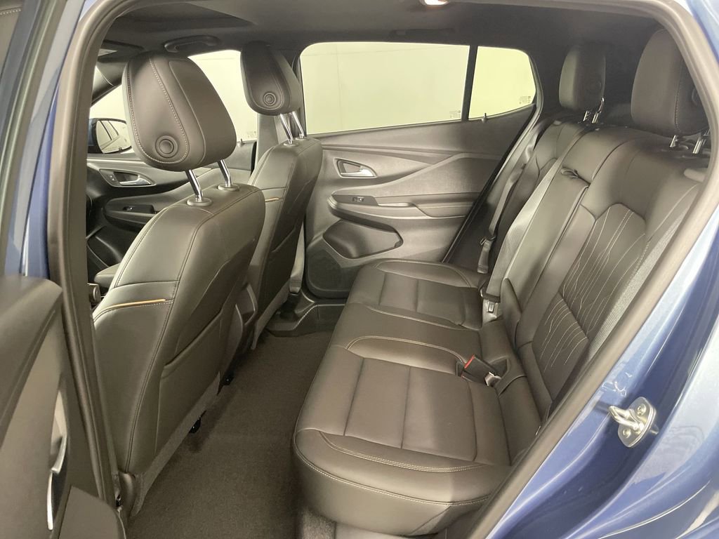 Used 2025 Buick Envista Avenir image 24