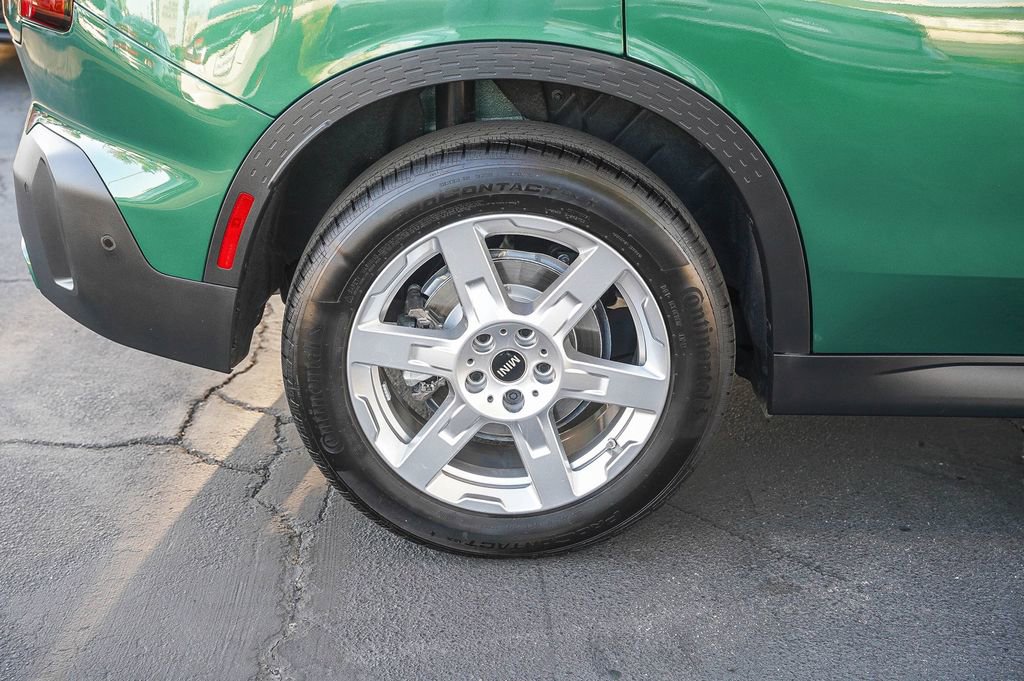 Used 2025 MINI Cooper Countryman S w/ Comfort Package Max image 11