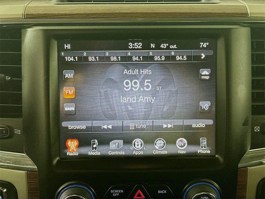 Used 2015 RAM 1500 Laramie image 17