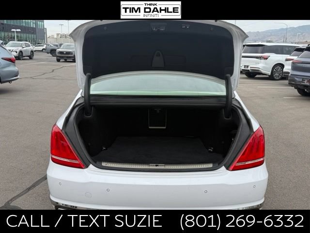 Used 2018 Genesis G90 5.0 Ultimate RWD image 10