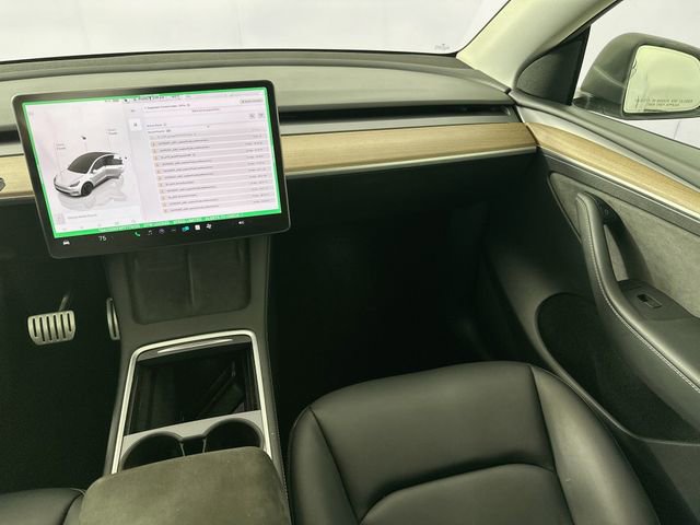 Used 2023 Tesla Model Y Performance image 23