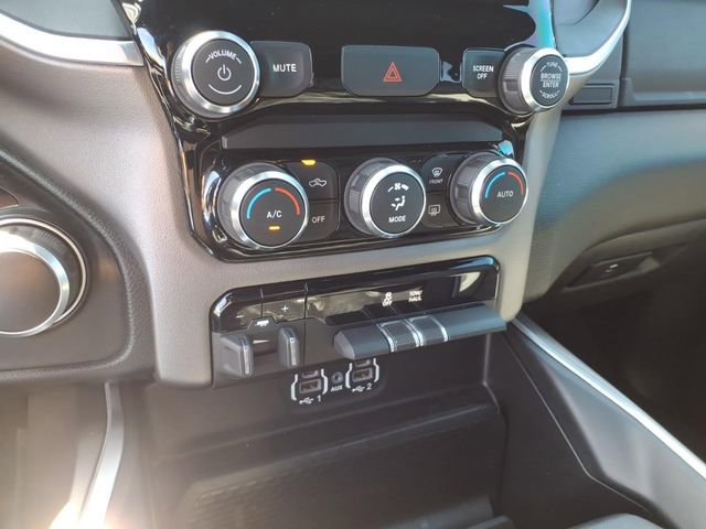Used 2022 RAM 1500 Big Horn image 30