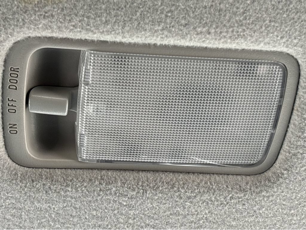 Used 2023 Nissan Kicks SV FWD image 27