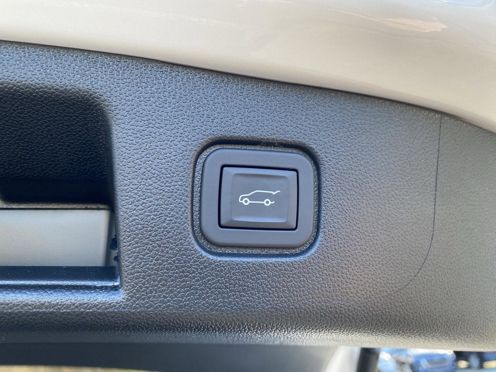 Used 2025 Chevrolet Blazer EV RS image 14