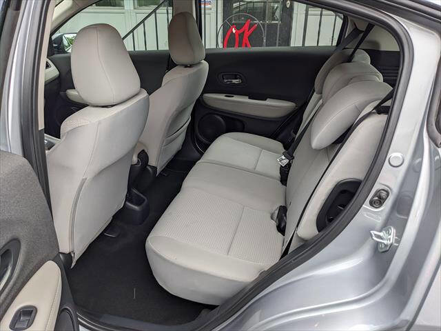 Used 2022 Honda HR-V LX image 12