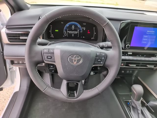 Used 2026 Toyota Camry Hybrid w/ Convenience Package AWD/4WD image 14