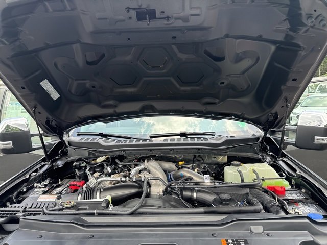 New 2025 Ford F250 Lariat w/ Chrome Package image 24