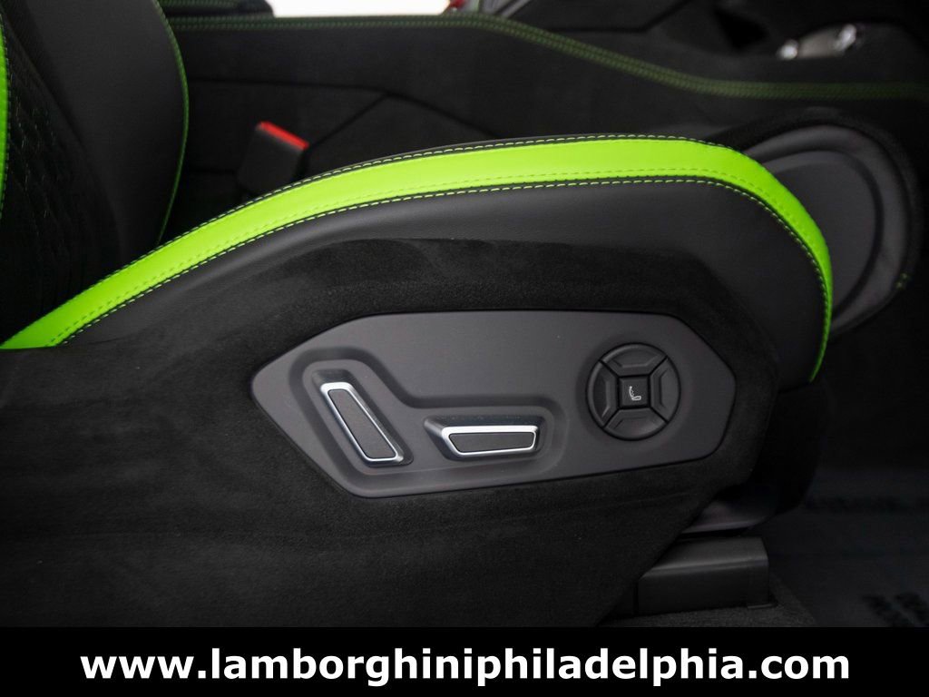 Used 2024 Lamborghini Urus Performante image 39