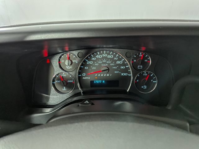 Used 2025 GMC Savana 2500 w/ Driver Convenience Package RWD image 5
