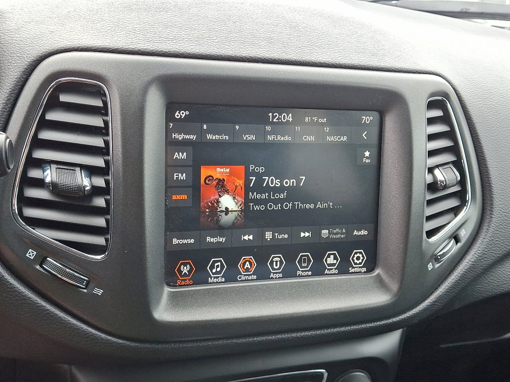 Used 2021 Jeep Compass Trailhawk image 27