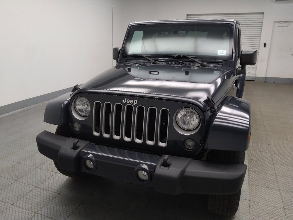 Used 2016 Jeep Wrangler Unlimited Sahara w/ Connectivity Group image 15