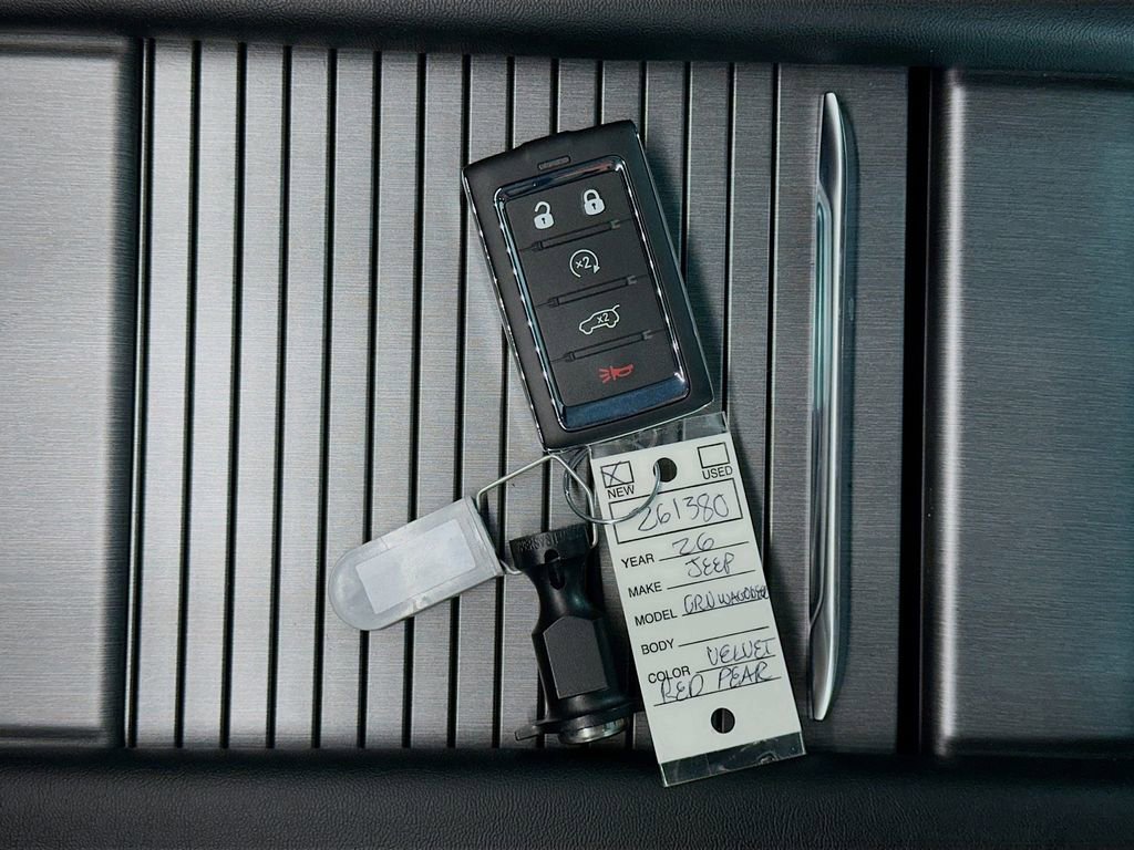 New 2026 Jeep Grand Wagoneer 4WD image 20