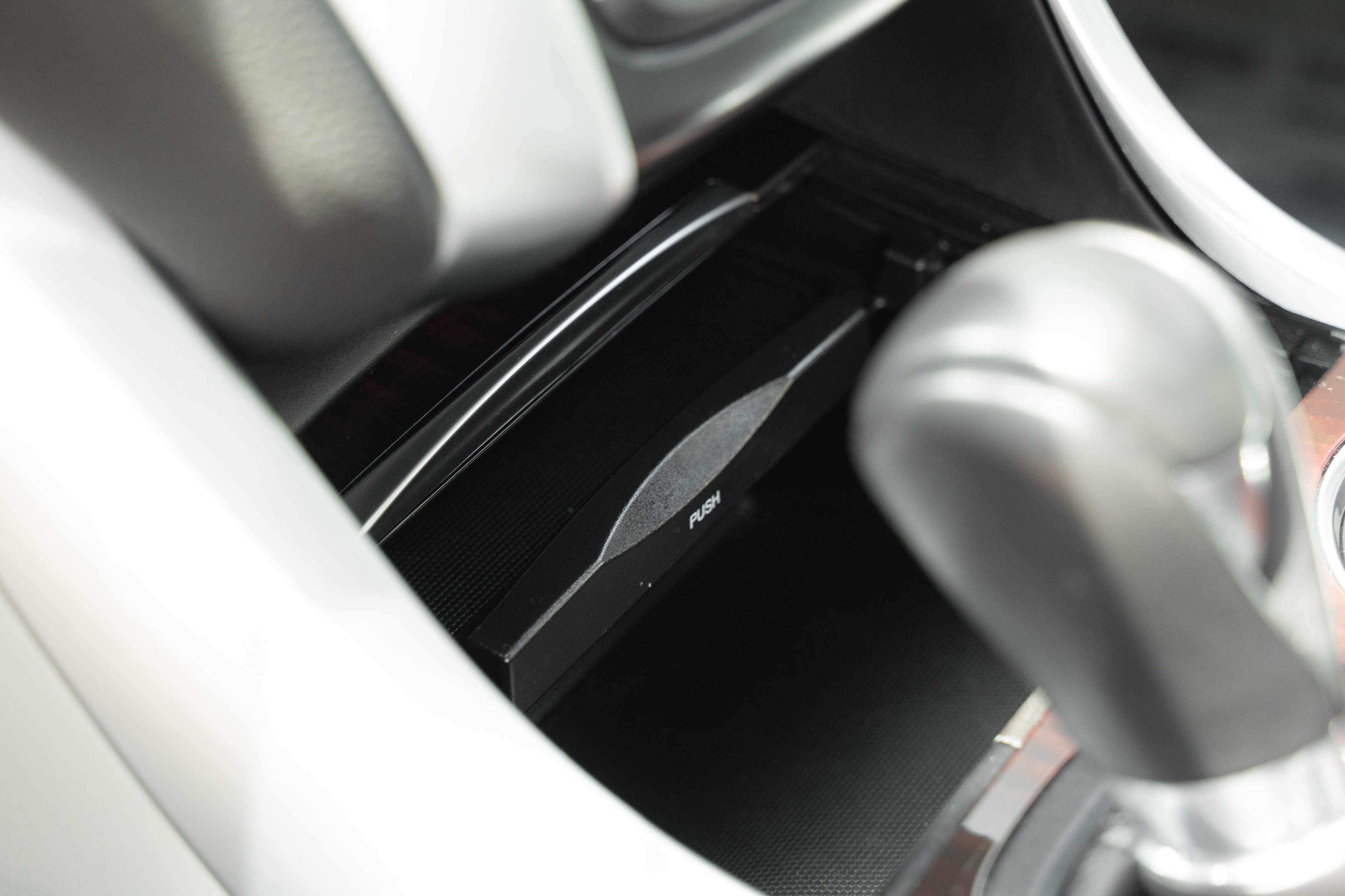 Used 2015 Acura TLX w/ Technology Package FWD image 13