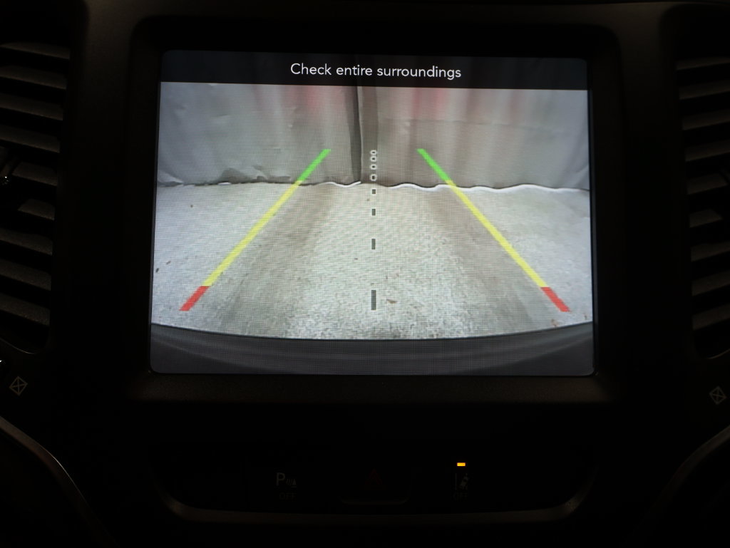 Used 2021 Jeep Cherokee Trailhawk AWD/4WD image 26
