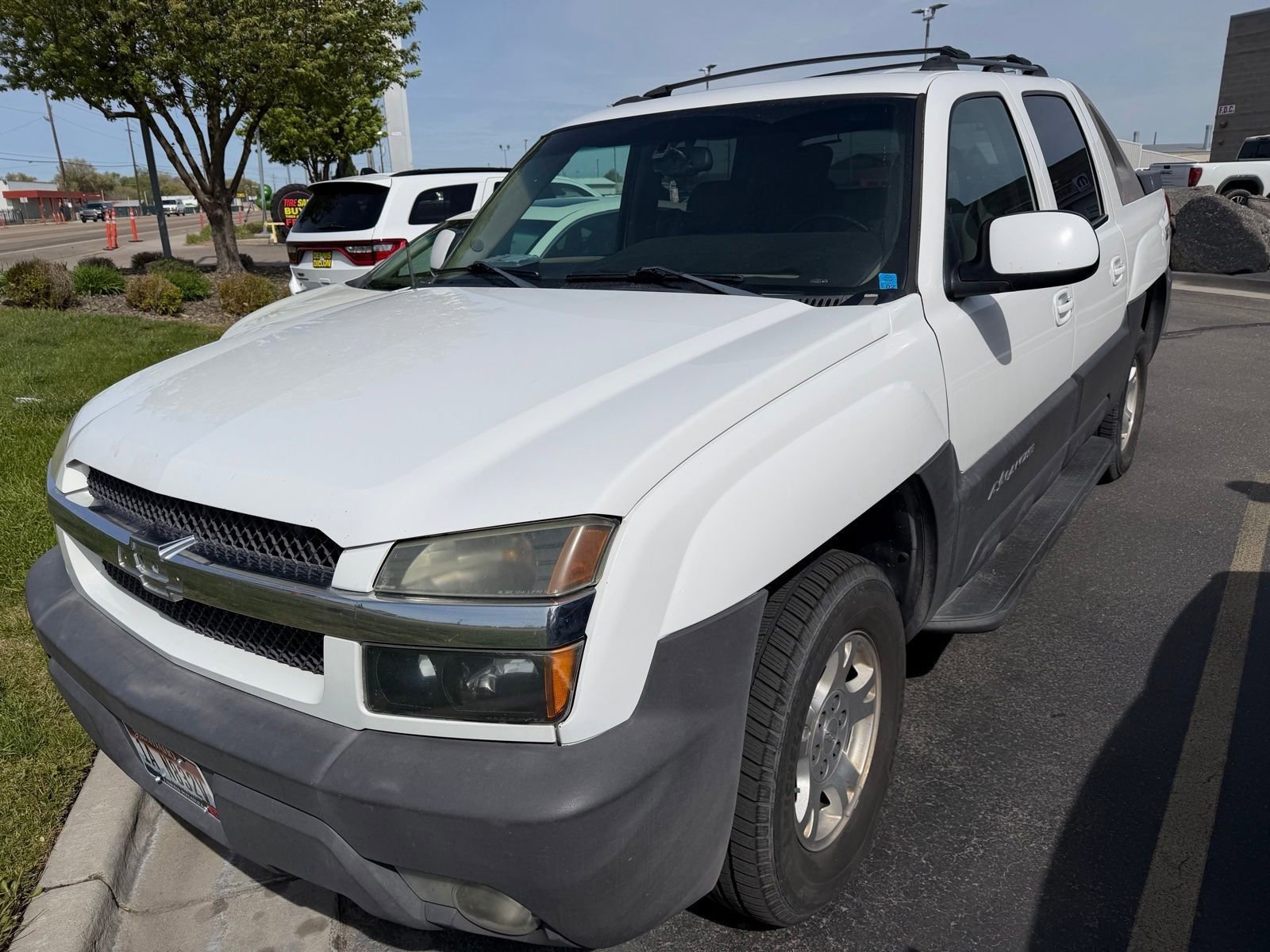 Used 2003 Chevrolet Avalanche 4x4 w/ Suspension Package, Off-Road image 15