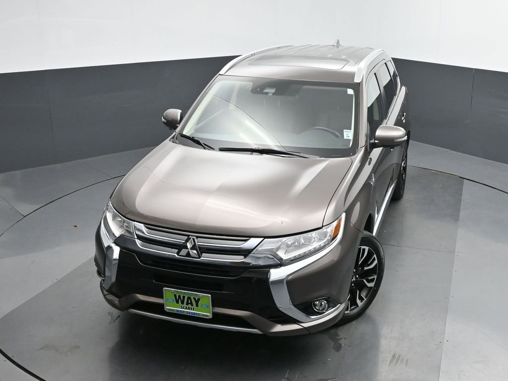 Used 2018 Mitsubishi Outlander GT AWD/4WD image 42
