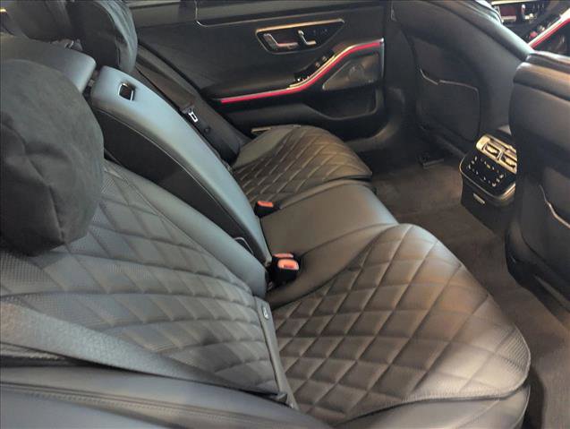 Used 2025 Mercedes-Benz S 580 4MATIC Sedan image 21