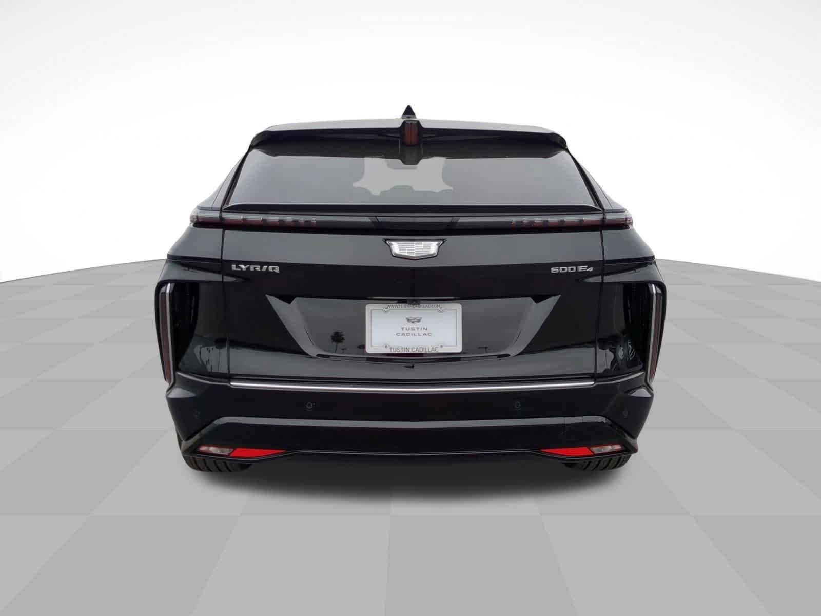 Certified 2024 Cadillac Lyriq Luxury AWD/4WD image 6